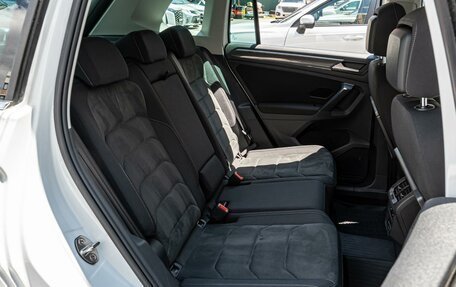 Volkswagen Tiguan II, 2019 год, 2 730 000 рублей, 7 фотография