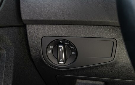 Volkswagen Tiguan II, 2019 год, 2 730 000 рублей, 20 фотография