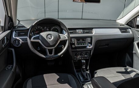 Skoda Rapid I, 2016 год, 1 350 000 рублей, 6 фотография