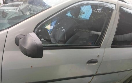 Renault Logan I, 2006 год, 80 000 рублей, 2 фотография