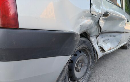 Renault Logan I, 2006 год, 80 000 рублей, 9 фотография