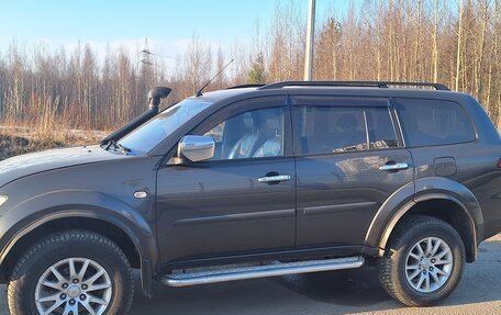 Mitsubishi Pajero Sport II рестайлинг, 2012 год, 950 000 рублей, 4 фотография