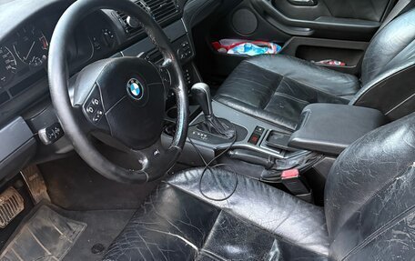 BMW 5 серия, 1998 год, 450 000 рублей, 3 фотография