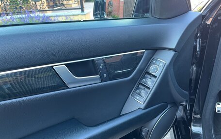 Mercedes-Benz C-Класс, 2011 год, 1 270 000 рублей, 17 фотография