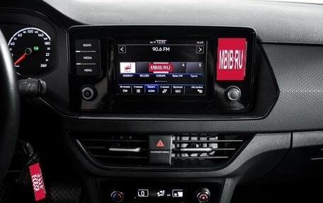 Volkswagen Polo VI (EU Market), 2021 год, 1 735 000 рублей, 17 фотография