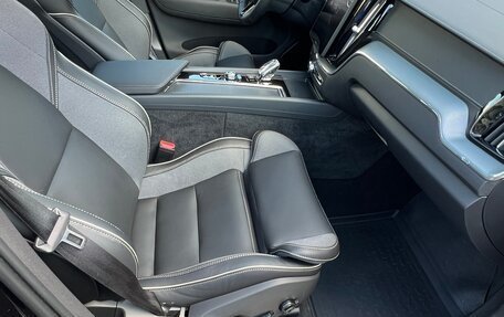 Volvo XC60 II, 2025 год, 5 950 000 рублей, 14 фотография