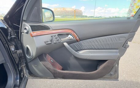 Mercedes-Benz S-Класс, 2001 год, 1 470 000 рублей, 30 фотография