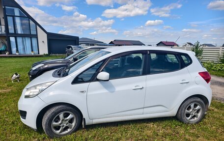 KIA Venga I, 2011 год, 800 000 рублей, 2 фотография