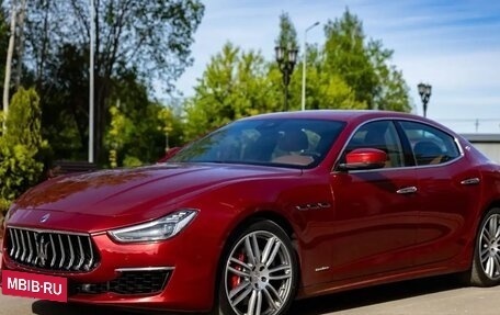 Maserati Ghibli, 2018 год, 3 799 000 рублей, 2 фотография