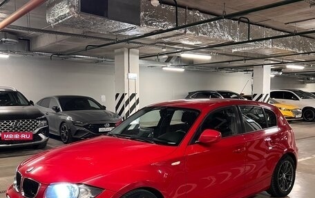 BMW 1 серия, 2011 год, 920 000 рублей, 2 фотография