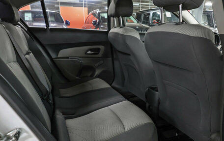 Chevrolet Cruze II, 2010 год, 625 000 рублей, 10 фотография