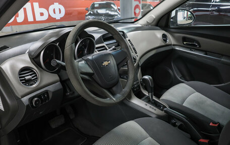 Chevrolet Cruze II, 2010 год, 625 000 рублей, 14 фотография