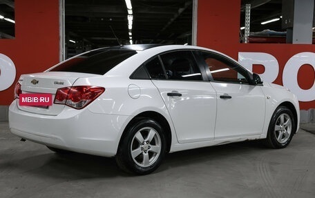 Chevrolet Cruze II, 2010 год, 625 000 рублей, 4 фотография