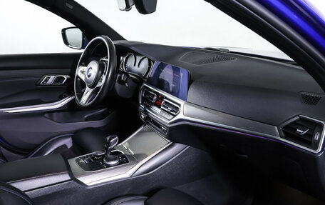 BMW 3 серия, 2019 год, 3 840 000 рублей, 12 фотография