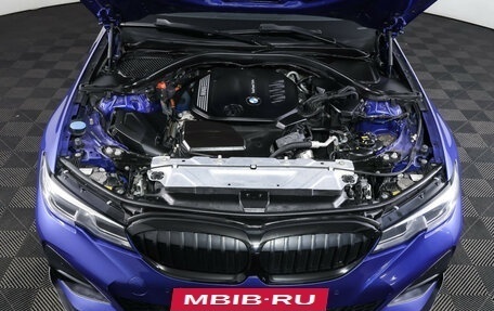 BMW 3 серия, 2019 год, 3 840 000 рублей, 10 фотография