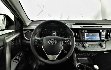Toyota RAV4, 2016 год, 2 295 000 рублей, 19 фотография