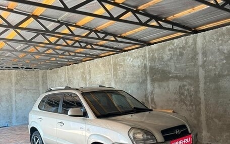 Hyundai Tucson III, 2006 год, 720 000 рублей, 3 фотография