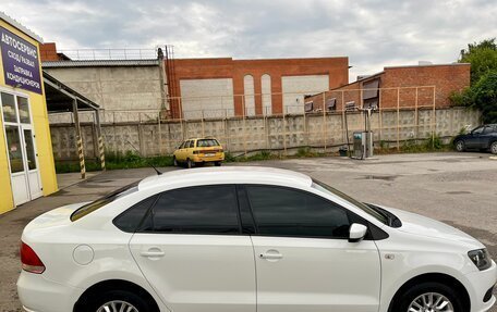 Volkswagen Polo VI (EU Market), 2011 год, 730 000 рублей, 3 фотография