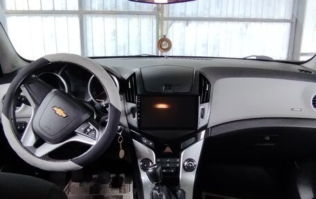 Chevrolet Cruze II, 2013 год, 1 100 000 рублей, 9 фотография