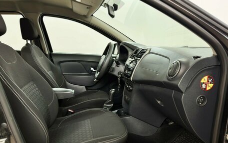 Renault Logan II, 2015 год, 770 000 рублей, 10 фотография
