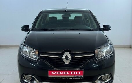 Renault Logan II, 2015 год, 770 000 рублей, 2 фотография