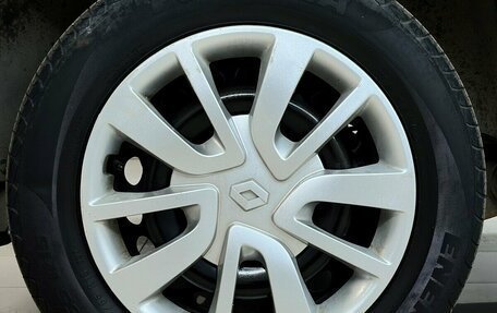 Renault Logan II, 2015 год, 770 000 рублей, 14 фотография