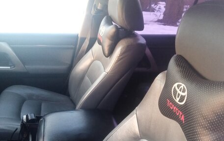 Toyota Land Cruiser 200, 2010 год, 3 700 000 рублей, 6 фотография