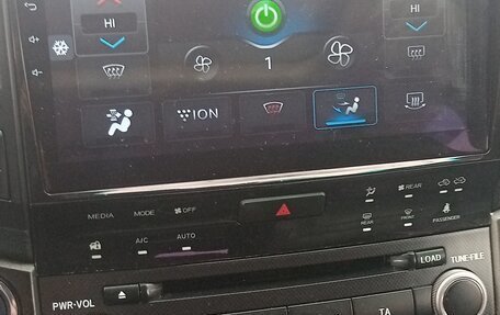 Toyota Land Cruiser 200, 2010 год, 3 700 000 рублей, 29 фотография