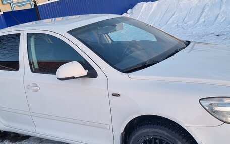 Skoda Octavia, 2011 год, 740 000 рублей, 2 фотография