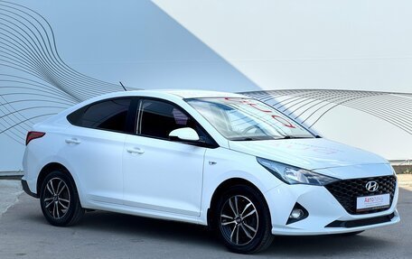 Hyundai Solaris II рестайлинг, 2021 год, 1 600 000 рублей, 5 фотография