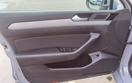 Volkswagen Passat B8 рестайлинг, 2022 год, 2 600 000 рублей, 16 фотография