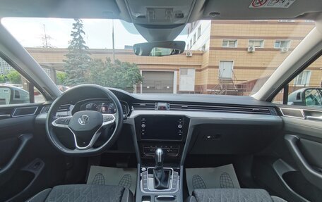 Volkswagen Passat B8 рестайлинг, 2022 год, 2 600 000 рублей, 28 фотография
