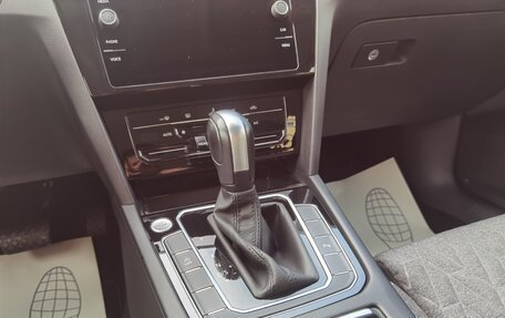 Volkswagen Passat B8 рестайлинг, 2022 год, 2 600 000 рублей, 29 фотография
