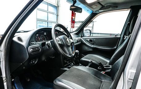 Chevrolet Niva I рестайлинг, 2012 год, 700 000 рублей, 17 фотография