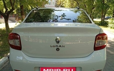 Renault Logan II, 2019 год, 865 000 рублей, 7 фотография