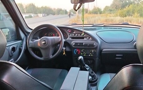 Chevrolet Niva I рестайлинг, 2011 год, 515 000 рублей, 5 фотография