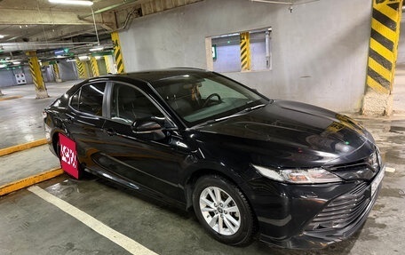 Toyota Camry, 2020 год, 2 850 000 рублей, 2 фотография