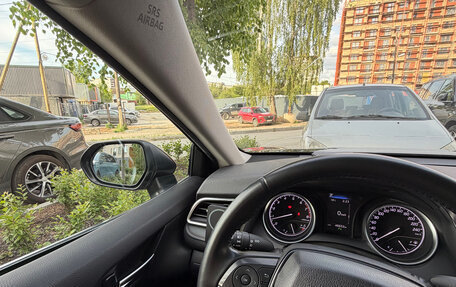 Toyota Camry, 2020 год, 2 850 000 рублей, 14 фотография