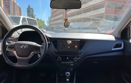 Hyundai Solaris II рестайлинг, 2019 год, 1 520 000 рублей, 19 фотография