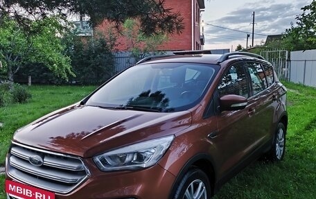 Ford Kuga III, 2018 год, 1 590 000 рублей, 2 фотография