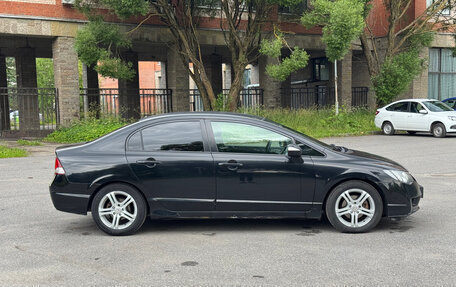 Honda Civic VIII, 2010 год, 750 000 рублей, 7 фотография