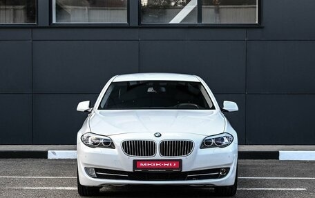 BMW 5 серия, 2010 год, 1 589 000 рублей, 3 фотография