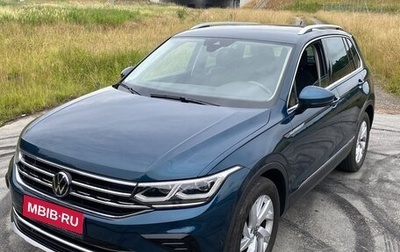Volkswagen Tiguan II, 2023 год, 3 200 000 рублей, 1 фотография