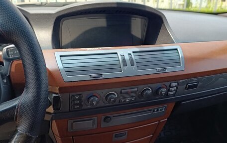 BMW 7 серия, 2004 год, 480 000 рублей, 17 фотография
