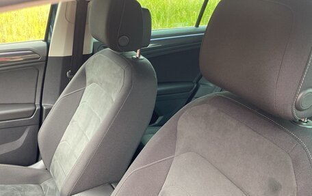 Volkswagen Tiguan II, 2023 год, 3 200 000 рублей, 9 фотография