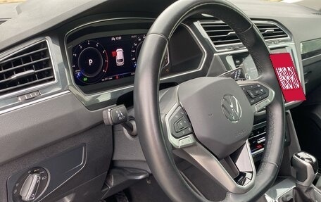 Volkswagen Tiguan II, 2023 год, 3 200 000 рублей, 7 фотография