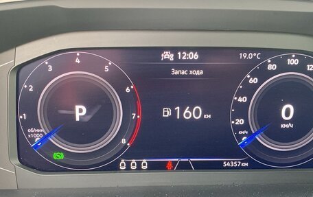 Volkswagen Tiguan II, 2023 год, 3 200 000 рублей, 28 фотография