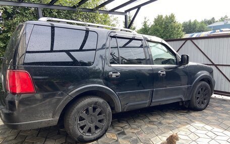 Lincoln Navigator, 2003 год, 845 000 рублей, 3 фотография