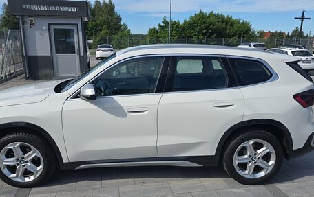 BMW X1, 2022 год, 3 000 000 рублей, 2 фотография