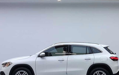 Mercedes-Benz GLA, 2020 год, 2 300 000 рублей, 3 фотография